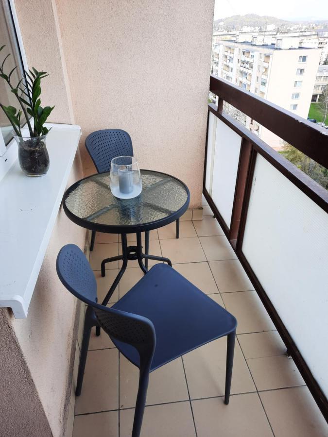 Utulny Apartman Blizko Centra Michalovce Eksteriør bilde