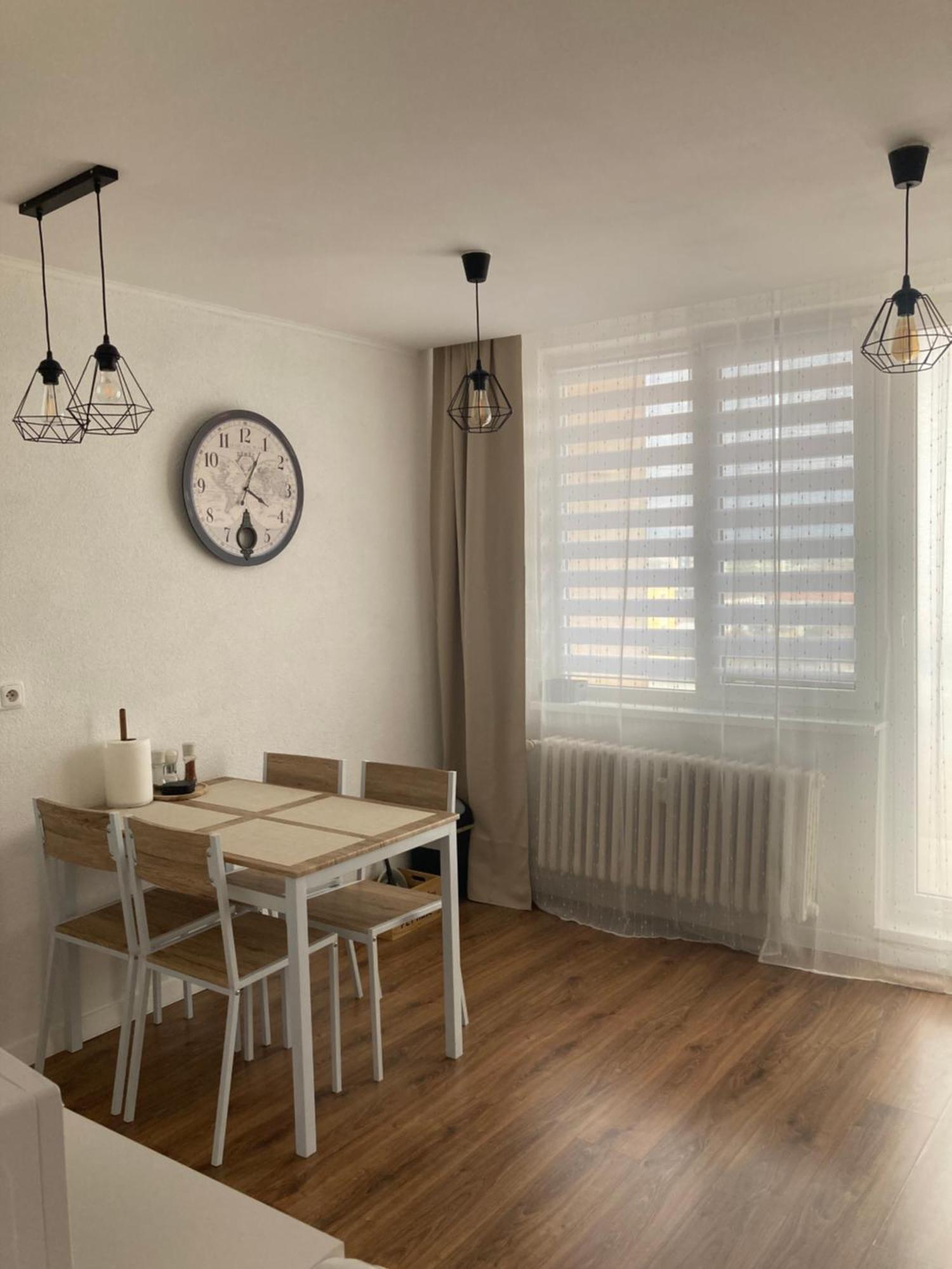 Utulny Apartman Blizko Centra Michalovce Eksteriør bilde