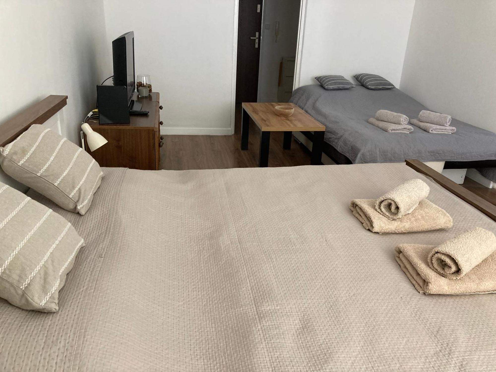 Utulny Apartman Blizko Centra Michalovce Eksteriør bilde
